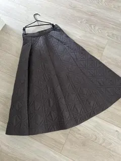 Apuweiser-riche アプワイザーリッシェ キルティングミディスカート