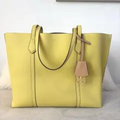 新品未使用　トリーバーチ レザートートバッグ　イエロー