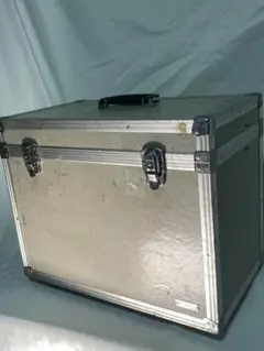 Item thumbnail for item f3cbe166-f094-483a-9991-d18dd110ca70