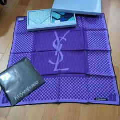 週末♪新品♪イヴサンローラン☆ハンカチ　3枚
