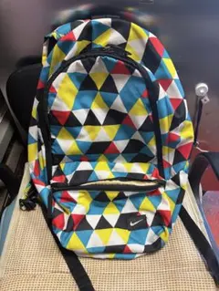 Nike 幾何学模様 リュック