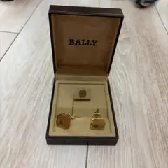 BALLY カフリンクス ゴールドカラー ロゴ入りのサムネイル