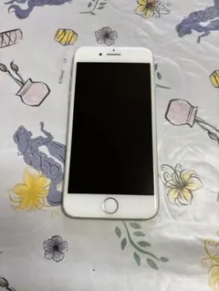 iPhone 7 シルバー
