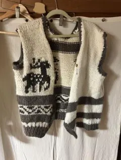 90s ハンドメイド　鹿柄ニットベスト ホワイト グレー