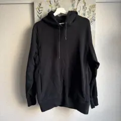 UNIQLO プルオーバーパーカー 黒 ブラック ポケット付