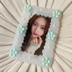 【No.173】ホイップデコ B8 トレカケース クリア 半透明 フラワー