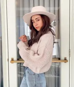 ALEXIA STAN パフスリーブクロップドニットトップ　セーターのサムネイル