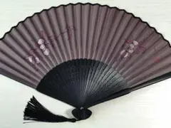 桃柄 扇子 布地 紫 骨組 黒