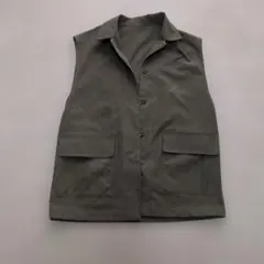 オリーブグリーン ノースリーブ ベスト
