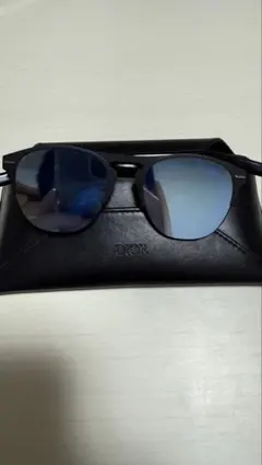 Dior サングラス ブラック CDロゴのサムネイル