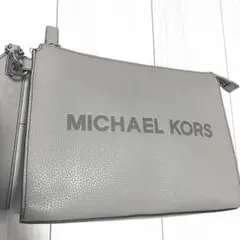 MICHAEL KORS クラッチバッグ　グレー