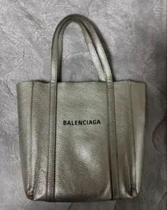 バレンシアガ　トートバッグ