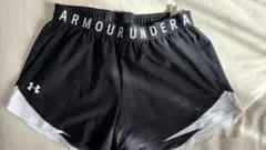 Under Armour ブラック/ホワイト ショートパンツ LG/XL