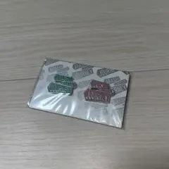 嵐を旅する展覧会　バッジ（ロゴ）