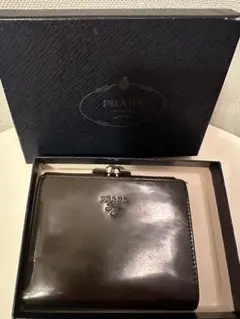 最終お値下げ！！PRADA ダークブラウン 二つ折り財布