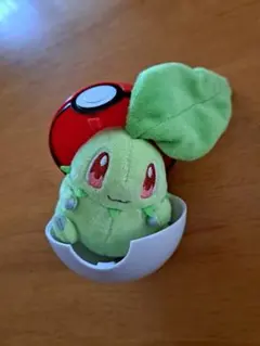ポケモンセンター モンスターボール入り ぬいぐるみ チコリータのサムネイル