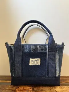 Item thumbnail for item 96cb3cba-8d65-4fac-aae7-cbc6d4ea5925