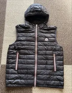⭐︎seromaru様専用⭐︎ モンクレールフード付き ダウンベスト