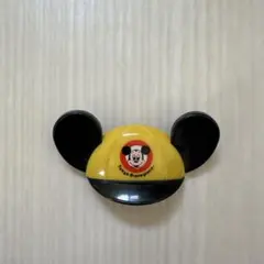 【レア】ディズニーランド　ミッキー　イヤーハット　バッジ　レトロ　キャップ　黄色