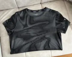 PUMA ランニングTシャツ　レディースＭ