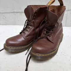 Item thumbnail for item 77379476-c32a-4833-83ae-5900c5edabb0