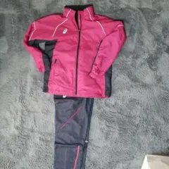 ASICS ウィンドブレーカー