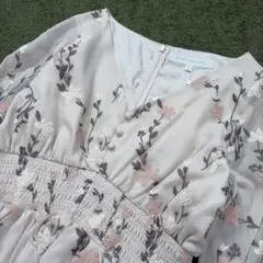 【人気商品】マーキュリーデュオ　楊柳刺繍シャーリングワンピース 花柄