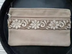 インド刺繍リボンポーチ　ベージュ