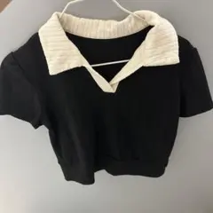 リブ編み黒クロップドTシャツ