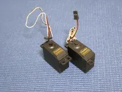 Futaba S3003 サーボモーター 2個セットのサムネイル
