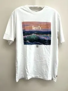 Levi's 波のグラフィックTシャツ ホワイト