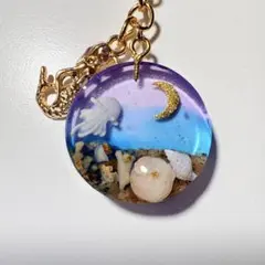 シマエナガと青空のレジンネックレス 訳あり品 - メルカリ