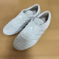 adidas テコンドー　スエード　ベージュ