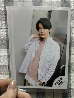 ジャニーズWEST WEST. 小瀧望 公式写真