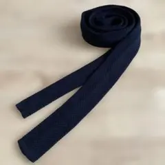 H&M ブラックニットタイ　ユニセックスのサムネイル