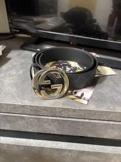 GUCCI ブラックレザー ベルト ダブルGロゴ