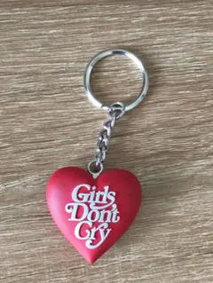 Girls Don't Cry ハート型キーホルダーのサムネイル