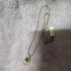 ゴールド オーバル型ペンダント ネックレス