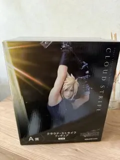 クラウド・ストライフ フィギュア