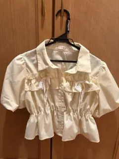 ems ライトイエロー 半袖シャツ フリル付き