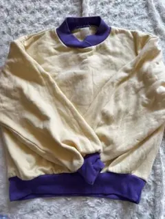 イエローとパープルのsサイズトレーナー