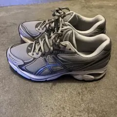 美品　ASICS GELシリーズ グレー スニーカー