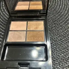 ETVOS ミネラルクラッシィシャドー　ステディベージュ　美品