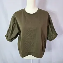 Boujeloud オリーブ色 バルーンスリーブ 半袖Tシャツのサムネイル