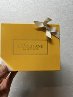 ロクシタン　ハンドクリーム＆ハンカチ