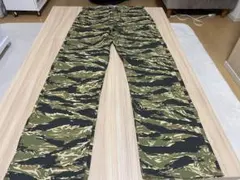 Pherrow's タイガーカモ柄パンツ 新品タグ付のサムネイル