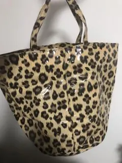 メゾンギルフィー　トートバッグ　ビッグサイズのサムネイル