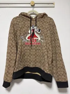 COACH×Disney 101匹わんちゃん パーカー　クルエラ