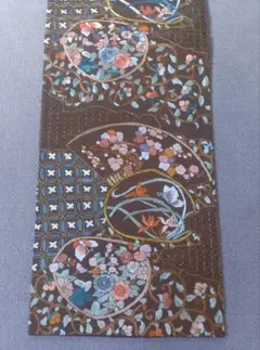 袋帯 花と蝶の刺繍 六通柄 ダークブラウン