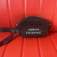 ARMANI EXCHANGE ブラックショルダーバッグ